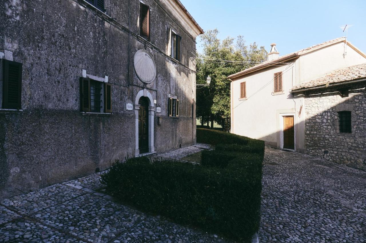 Albergo Diffuso Crispolti Labro Exterior foto