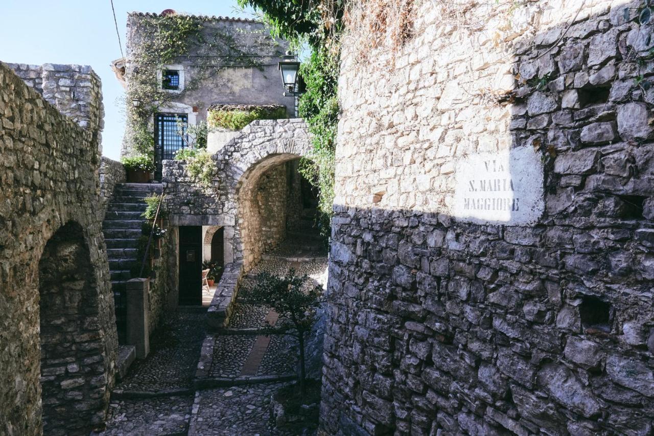 Albergo Diffuso Crispolti Labro Exterior foto