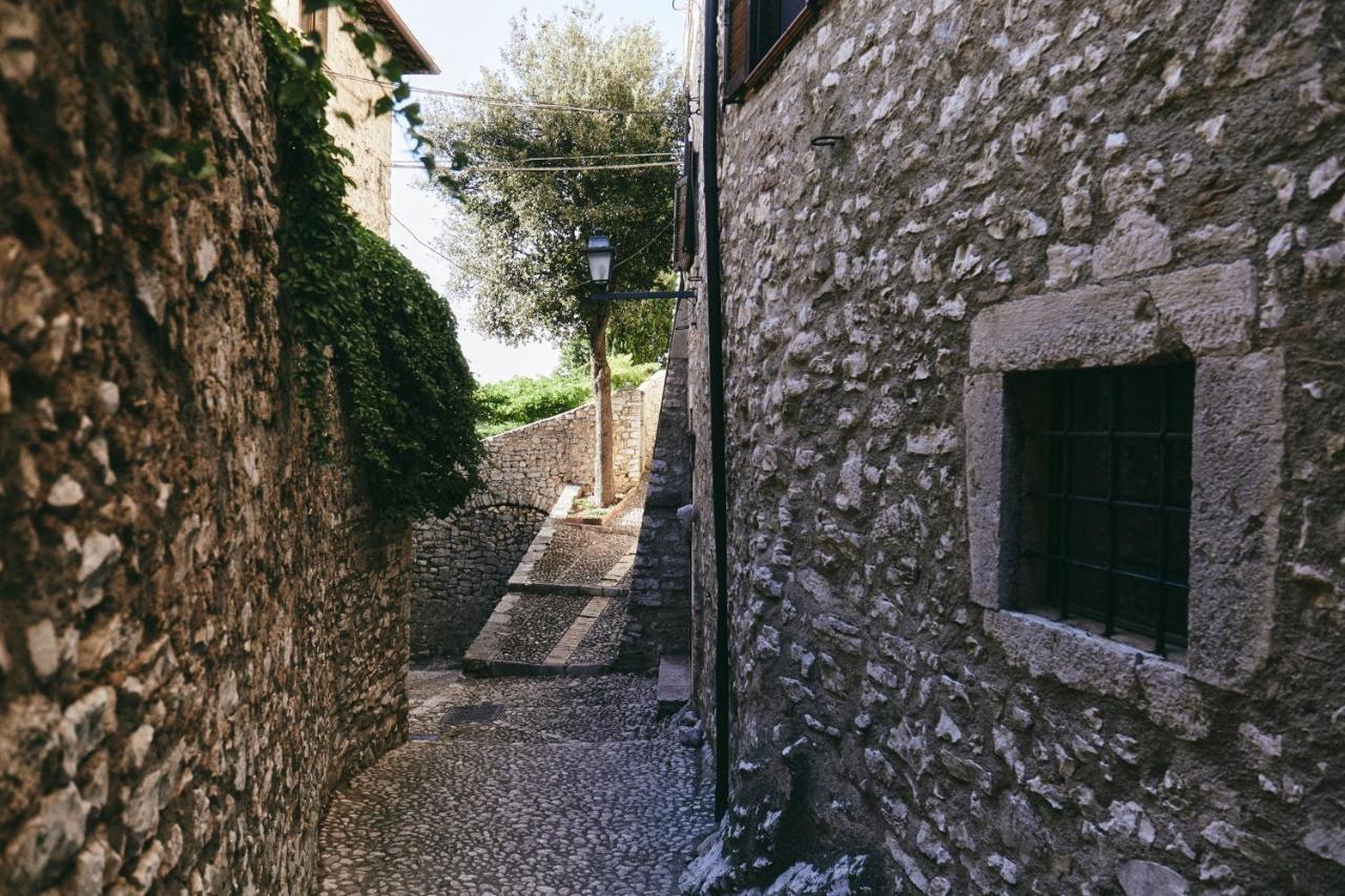 Albergo Diffuso Crispolti Labro Exterior foto